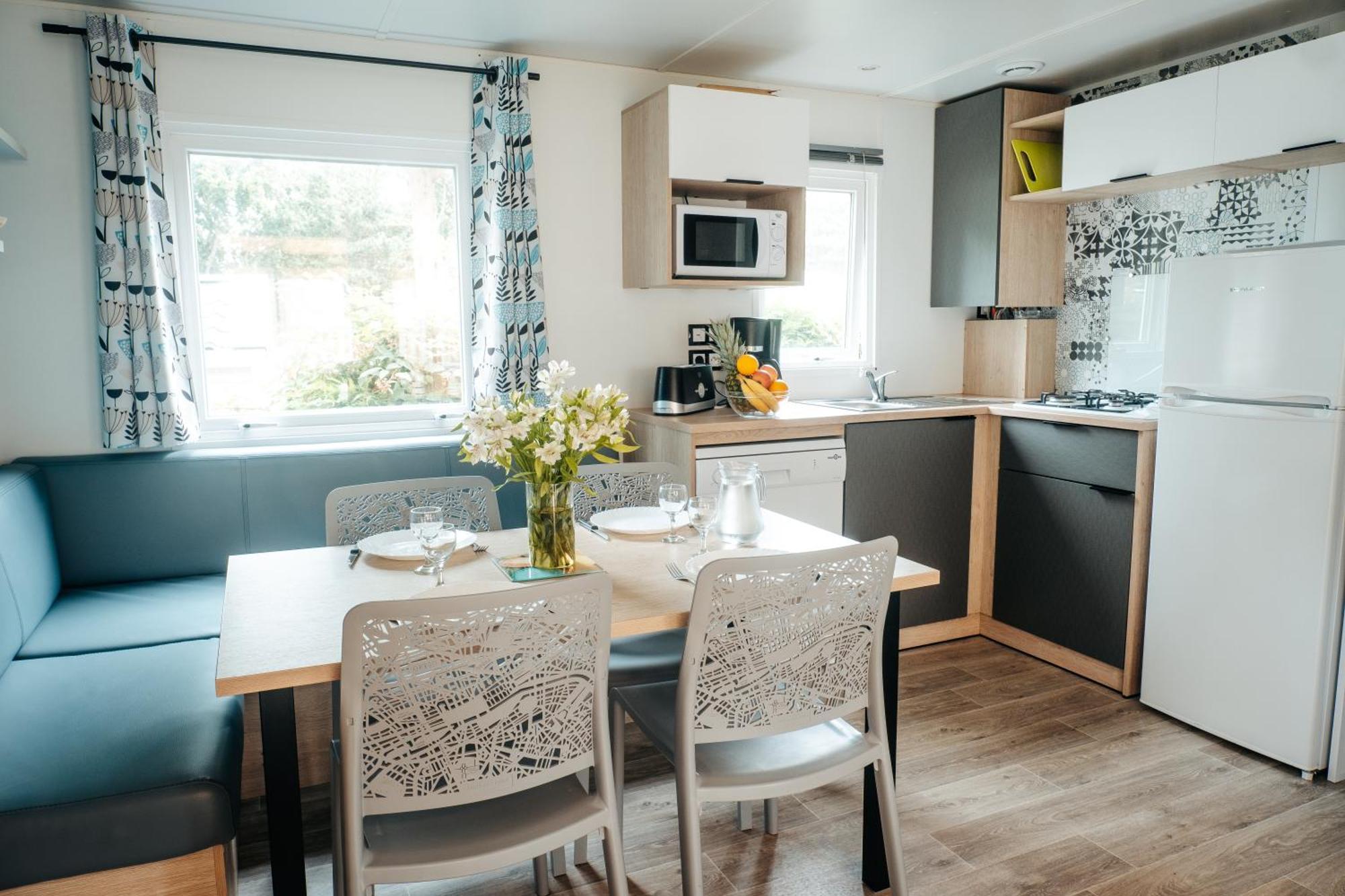 Mobil-Home Xxl 4 Chambres - Camping La Colline Virton Dış mekan fotoğraf